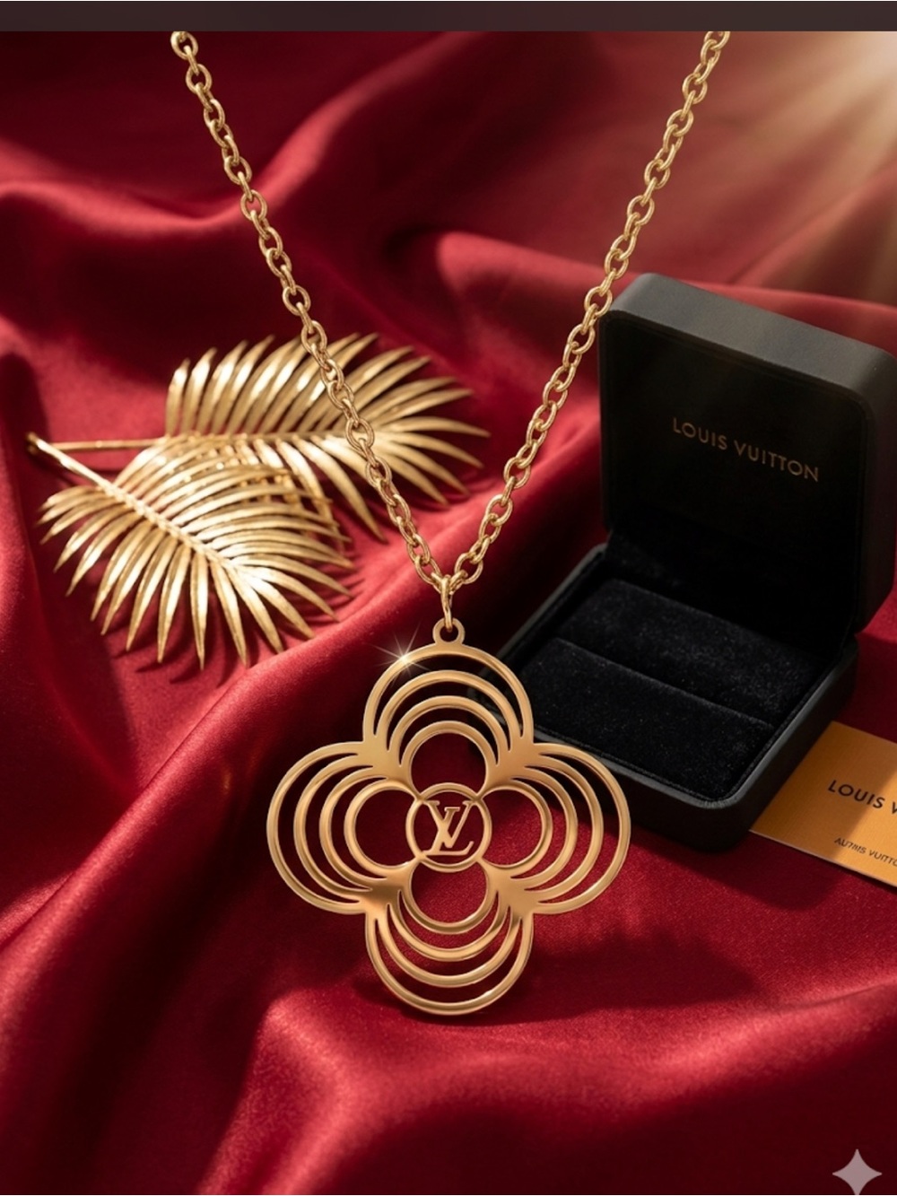 Fashion Jewelry Gold Floral Medallion Necklace